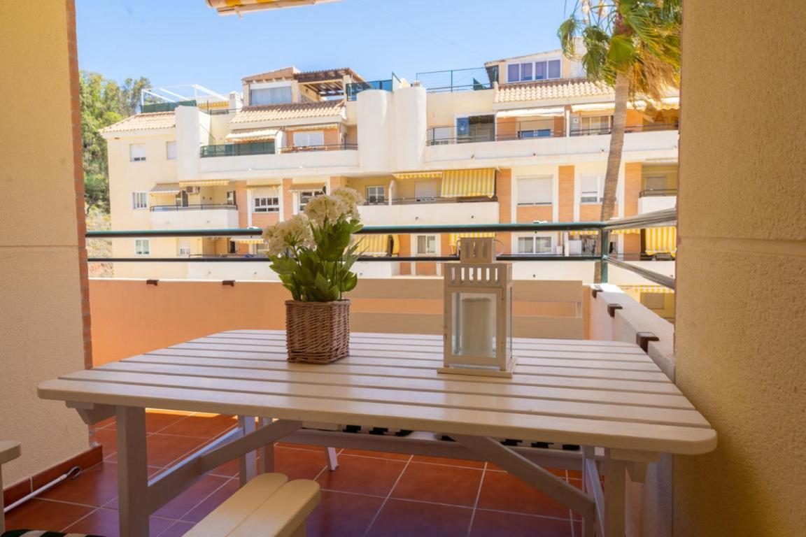 Calabahia Beach Cala Del Moral Rincón de la Victoria Εξωτερικό φωτογραφία